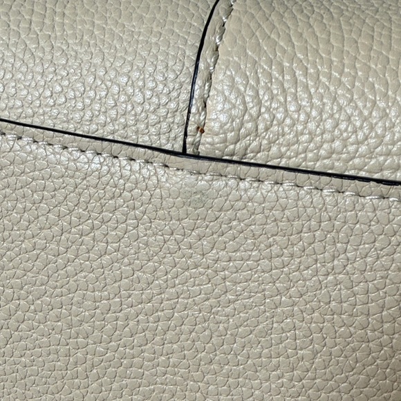 Coach Lana Shoulder Bag 23 - Picture 7 of 12